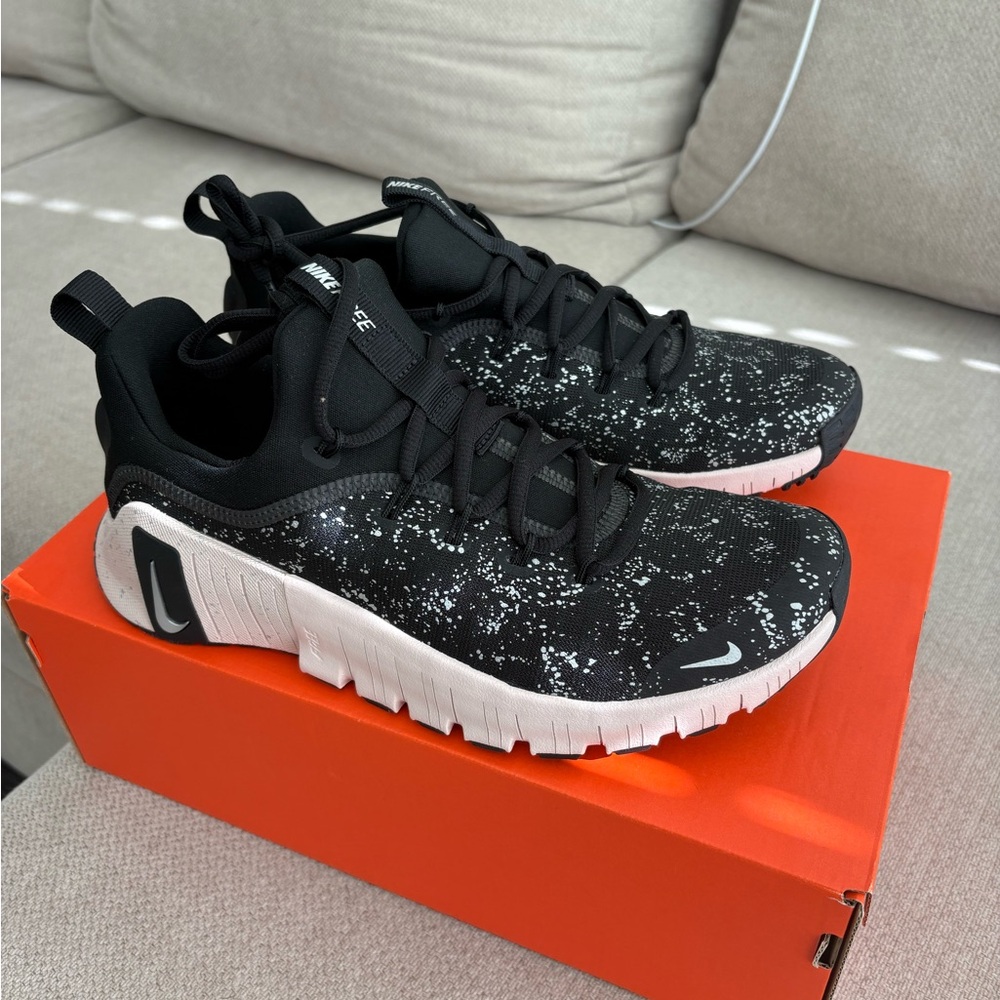 Nike free Metcon women’s 8.5